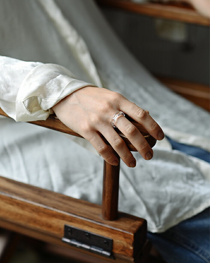 【ふるさと納税】HARIO リング リプル （12-13号）［HAA-RI-001R］ ※離島への配送不可｜耐熱 ガラス アクセサリー 指輪 ハリオ ランプワークファクトリー 職人 繊細 フォーマル カジュアル きれいめ おしゃれ 20代 30代 40代 ギフト 贈答 _FM37 サムネイル3