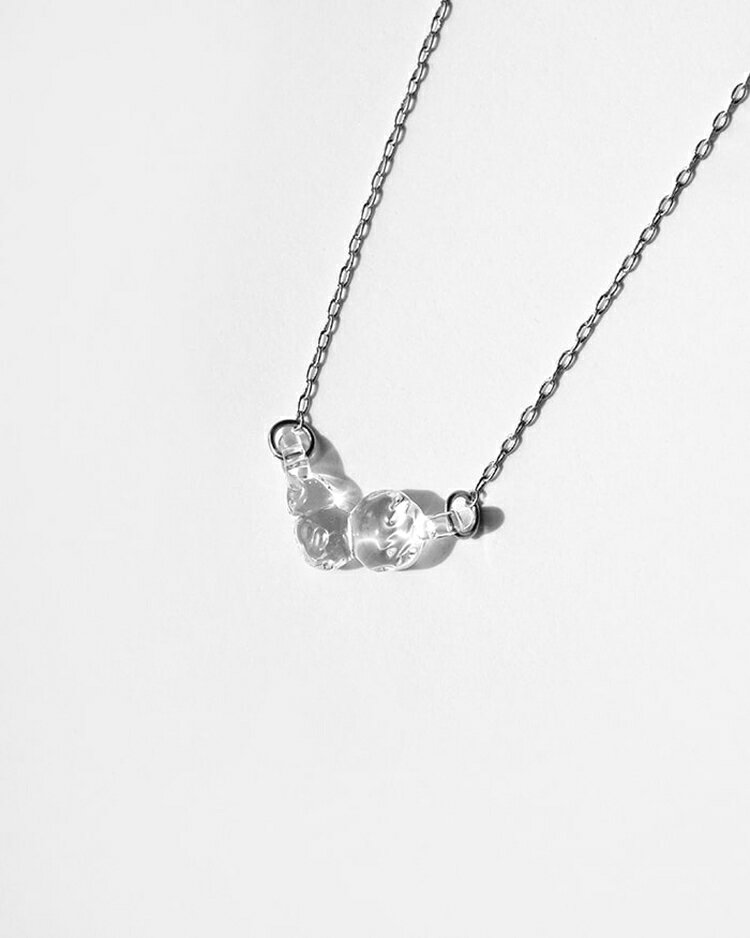 【ふるさと納税】HARIO ネックレス タマユラ HAW-TY-N｜耐熱 ガラス アクセサリー ハリオ 職人 繊細 フォーマル カジュアル きれいめ おしゃれ 20代 30代 40代 贈答 プレゼント ギフト 贈り物 お祝 ご褒美 記念品 _FM86 ※離島への配送不可 サムネイル3