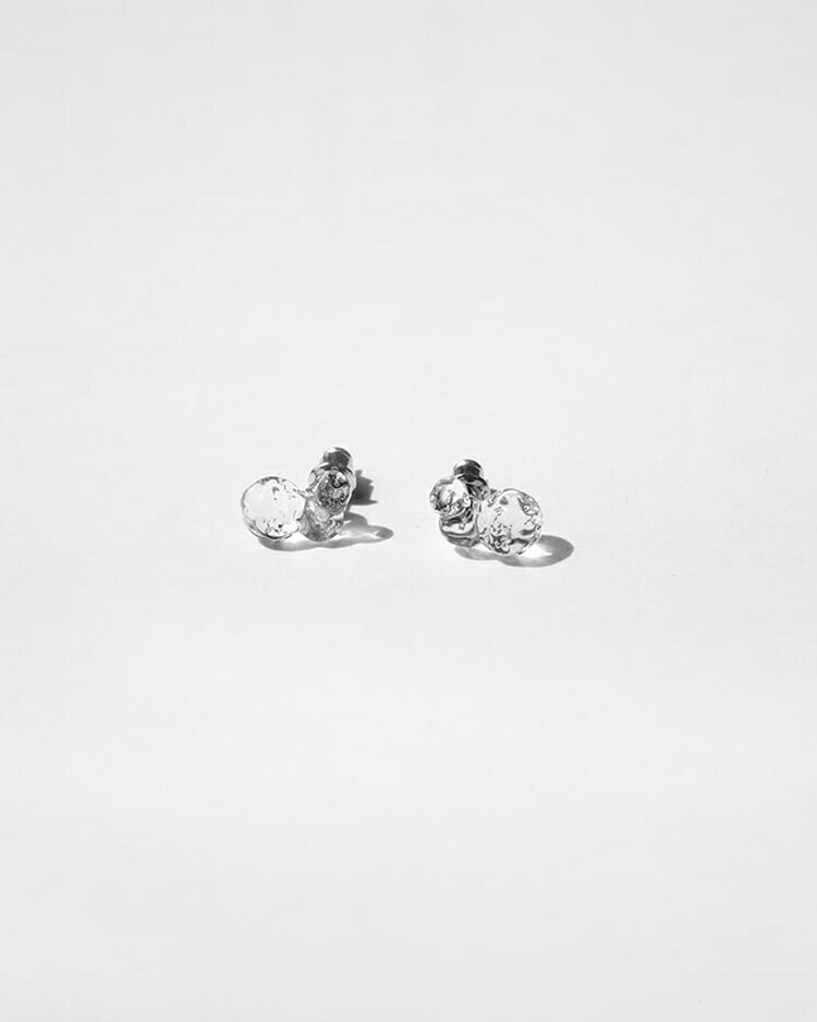 【ふるさと納税】HARIO ピアス タマユラ HAW-TY-P｜耐熱 ガラス アクセサリー ハリオ 職人 繊細 フォーマル カジュアル きれいめ おしゃれ 20代 30代 40代 贈答 プレゼント ギフト 贈り物 お祝 ご褒美 記念品 _FM87 ※離島への配送不可 サムネイル3