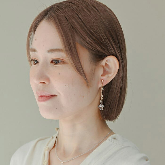 【ふるさと納税】HARIO tane イヤリング 雨氷 [HATN-UH-E-NF]｜耐熱 ガラス アクセサリー HARIO ハリオ 職人 繊細 フォーマル カジュアル きれいめ おしゃれ かわいい 20代 30代 40代 贈答 プレゼント ギフト 贈り物 お祝 ご褒美 記念品 _FU62　※離島への配送不可 サムネイル3