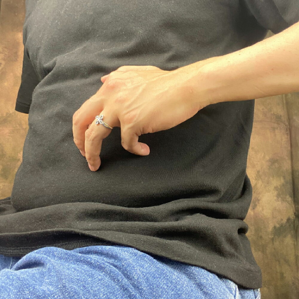 【ふるさと納税】Small cross ring スモール クロス リング ｜ 指輪 シンプル な クロス の リング 普段使い しやすい モチーフ シルバー アクセサリー 十字架 925 ハンドメイド 選べる サイズ ジュエリー シンプル プレゼント 年末年始 お中元 お歳暮 内祝い 快気祝い サムネイル3