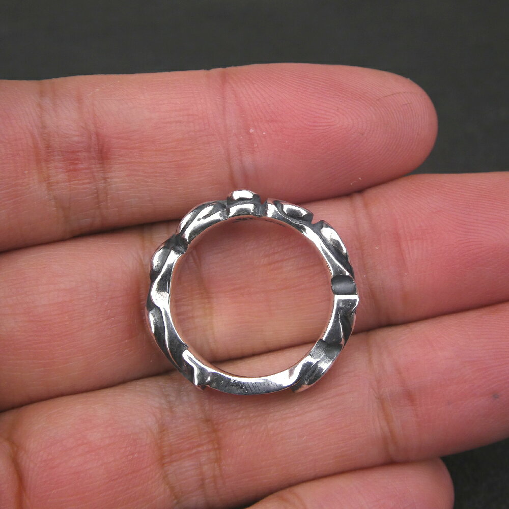 【ふるさと納税】Small undulation ring スモール アンジュレーション リング 指輪 うねり リング 普段使い 重ね付け しやすい 年末年始 お中元 お歳暮 内祝い 快気祝い サムネイル3