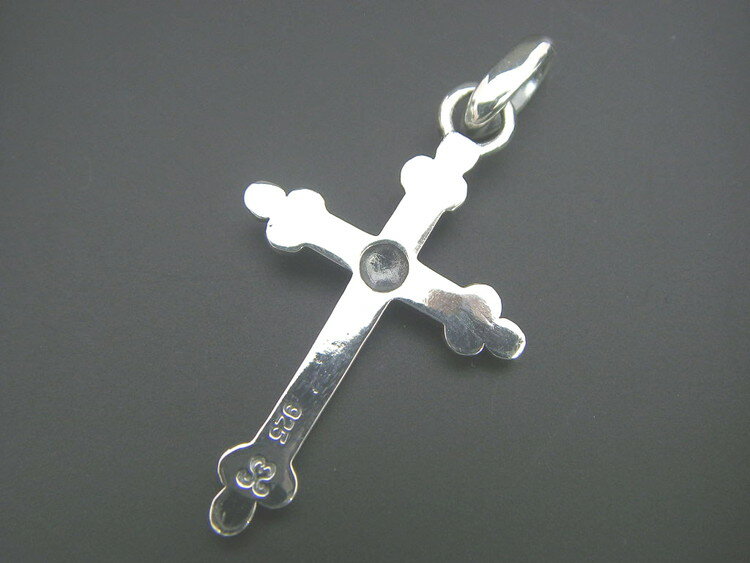 【ふるさと納税】Grape cross pendant グレープ クロス ペンダント ｜ シルバー アクセサリー 十字架 モチーフ 925 ペンダントトップ ネックレス チャーム アクセ ファッション ハンドメイド 人気 シンプル ギフト プレゼント 年末年始 お中元 お歳暮 内祝い 快気祝い サムネイル2