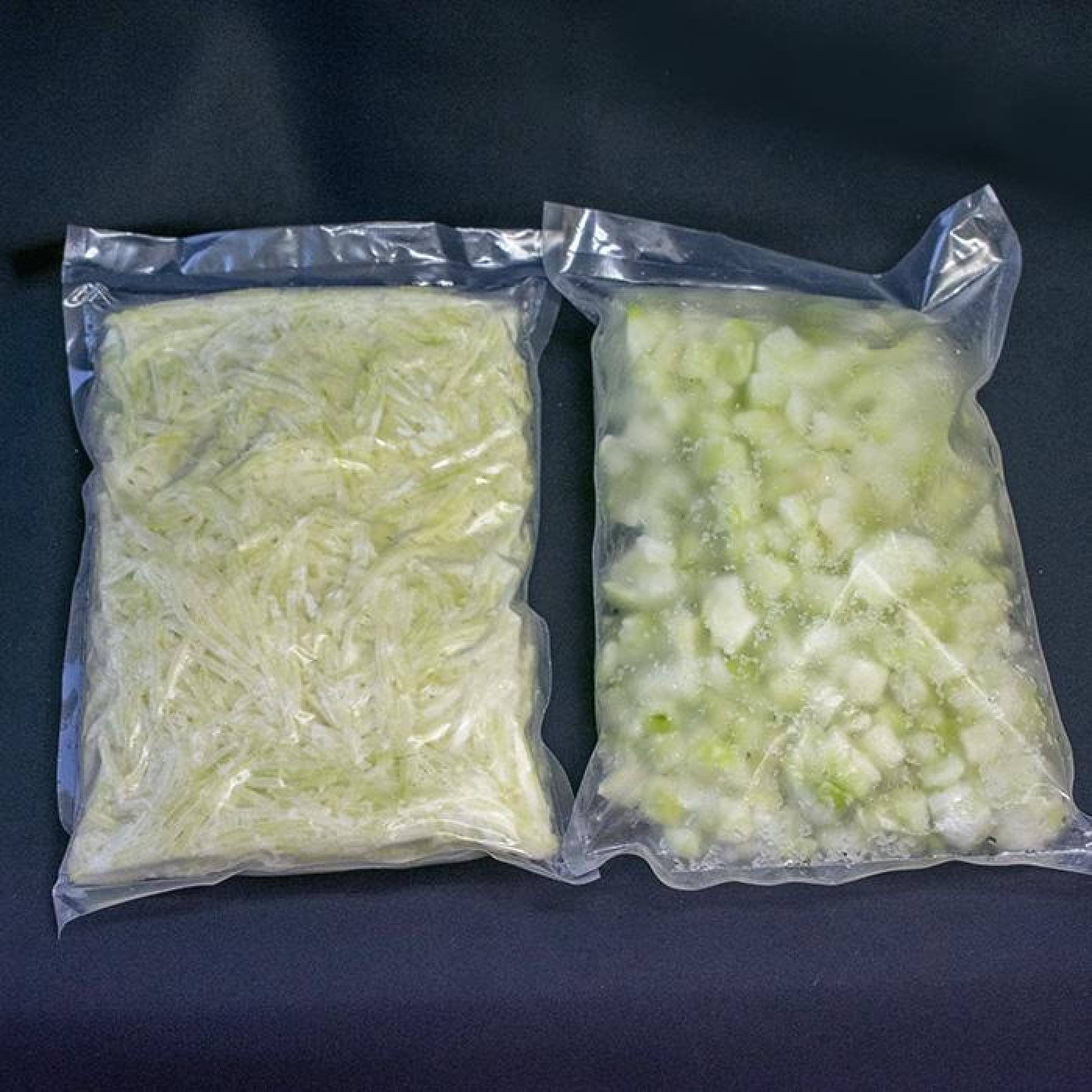 【ふるさと納税】冷凍 サンパパイヤ パパイヤ セット 食物繊維 ミネラル ビタミン 葉酸 ポリフェノール 2Kg 煮物 鍋物 冷凍野菜 スーパーフード すぐに使える 冷凍パック カット済 酵素の王様 パパイヤ フルーツ 果物 しりしり 冷凍 サラダ おかず 和え物 炒め物 送料無料 サムネイル2