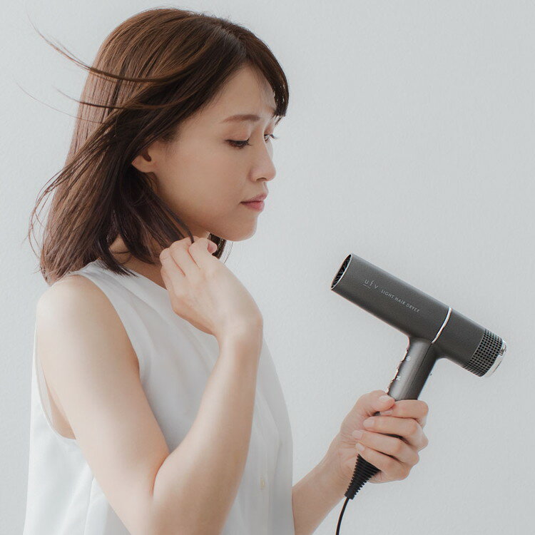 【ふるさと納税】【選べるカラー】ufvライトヘアードライヤー サムネイル2