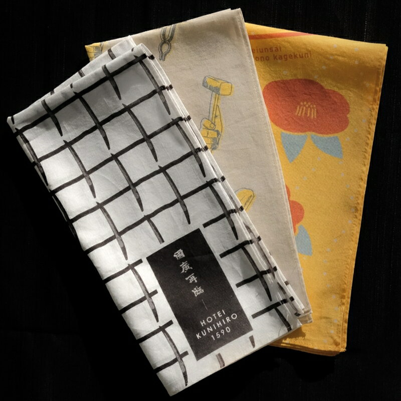 刀剣デザインハンカチ 3枚セット「椿」「陣列」「鍛刀」【ハンカチ レディース ギフト プレゼント 退職 転勤 ホワイトデー お礼 お返し 和柄 和風 栃木県 足利市 】 F7Z-355