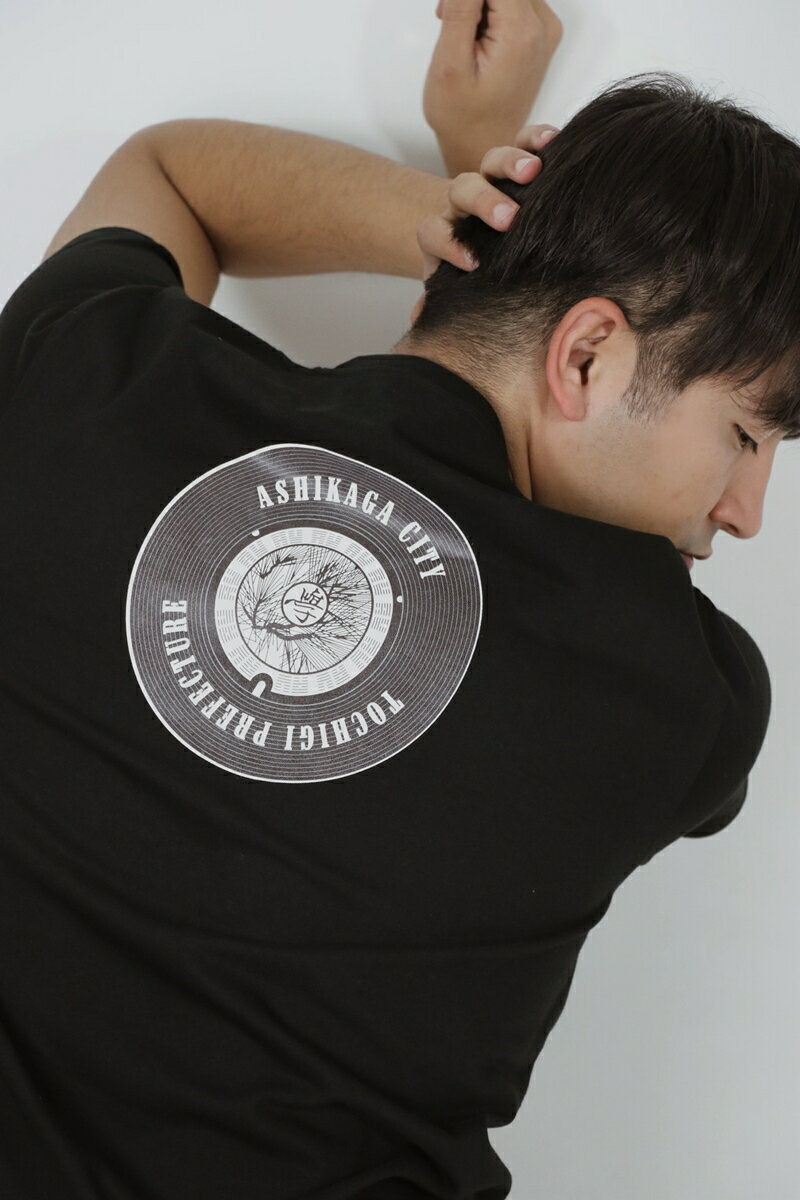 バックプリント 足利市 マンホールTシャツ 黒 M【Tシャツ レディース メンズ 半袖 半袖Tシャツ シャツ マンホール クルーネック カジュアル 栃木県 足利市 】 F7Z-560