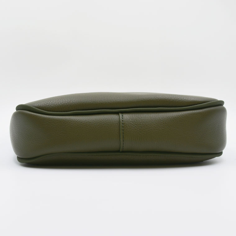 【ふるさと納税】益子の革工房maharoのラウンドショルダーバッグ（L）オリーブグリーン ｜ 栃木県 益子町 ふるさと納税 ショルダーバッグ バッグ 牛革 手作り (AX117-4) サムネイル3