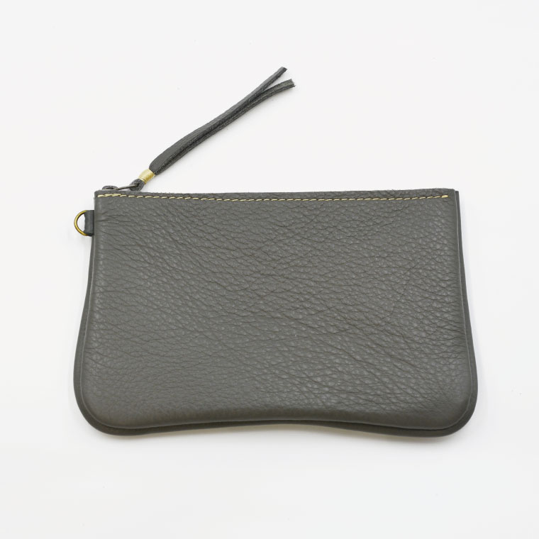 【ふるさと納税】益子の革工房maharoのファスナー 通帳ケース　ダークグレー｜栃木県 益子町 ふるさと納税 ファスナー通帳ケース 牛革 手作り（AX139-5） サムネイル2