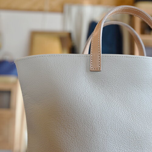 【ふるさと納税】竹と牛革のカゴバッグ　オフホワイト｜栃木県 益子町 ふるさと納税 日用品 バッグ 伝統品 カゴバッグ（BB002-1-1） サムネイル2