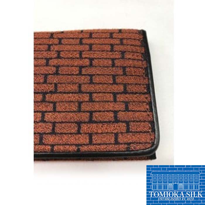 【ふるさと納税】《高級純国産 富岡シルク100％》 お召し織 名刺入れ（レンガ柄）＜オレンジ×ブラック＞ 富岡産 シルク 名刺入れ オレンジ ブラック 黒 レンガ柄 絹織物 絹 国産 贈り物 ギフト F21E-338 サムネイル2