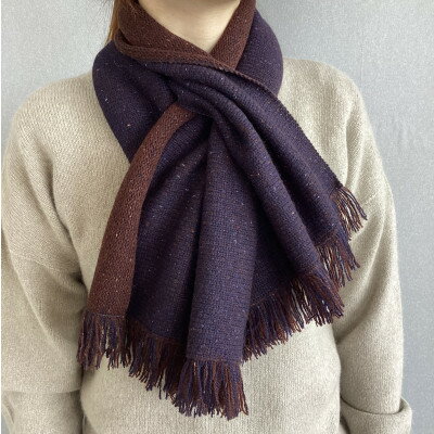 紡績会社の編立て職人によるカシミヤ100%フリンジミニマフラー(ネイビー×ブラウン)【1341773】