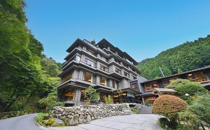 【ふるさと納税】【名栗温泉 大松閣】翆明館1泊2食付ペア宿泊券[52210342] お食事券 チケット 温泉利用券 　お届け：発注後、2～3週間程度 サムネイル3