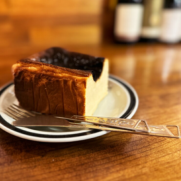 【ふるさと納税】オサルナの幸せを感じてほしい絶品バスクチーズケーキ サムネイル3