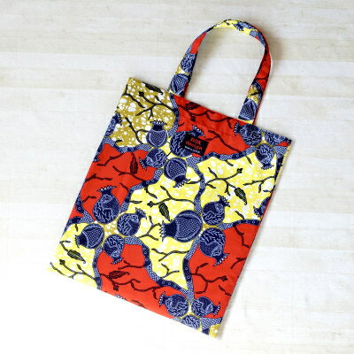 【ふるさと納税】シンプルな形のトートバッグ(アフリカンプリント)【1446956】 サムネイル3