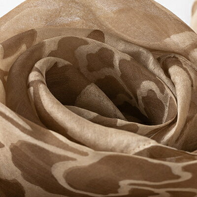 【ふるさと納税】草木染めSilkストール《秩父ヤシャブシ染めチャコールグレー》《秩父銘仙柄》【1255212】 サムネイル3