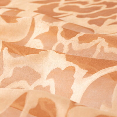 【ふるさと納税】草木染めSilkストール 《長瀞びわ染めテラコッタ》《秩父銘仙柄》【1255438】 サムネイル2