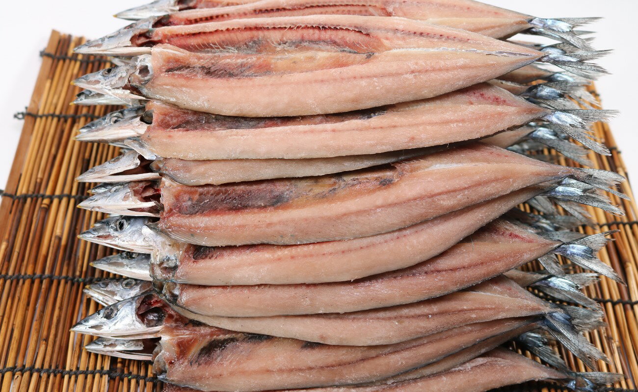 【ふるさと納税】 サンマ 訳あって さんま開き36枚 分け合って さんま サンマ 秋刀魚 さんまの開き サンマの開き 秋刀魚の開き 訳あり 訳 冷凍 干物 開き 魚 海鮮 おかず つまみ おつまみ ギフト 贈物 バーベキュー 贈り物 冷凍食品 保存 焼魚 焼き魚 贈答品 千葉県 銚子市 サムネイル3