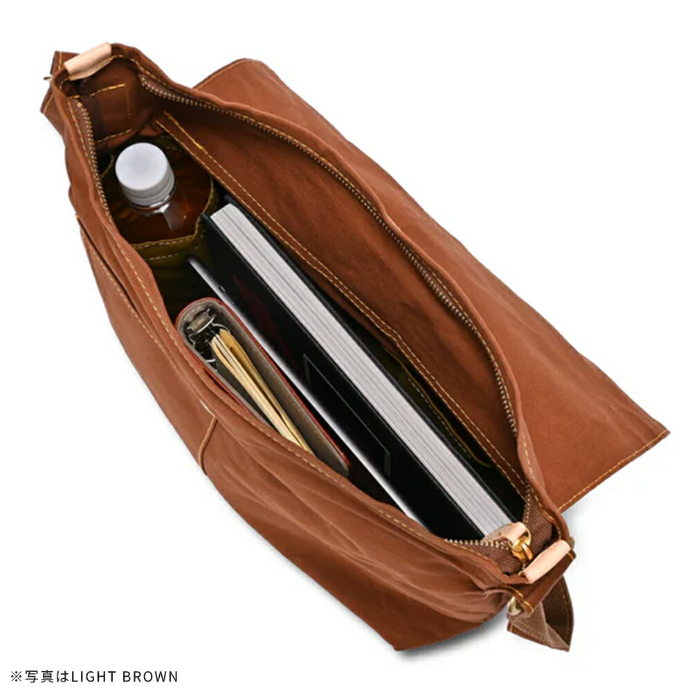 【ふるさと納税】かぶせショルダー＜5色から選択＞　【12203-0381】 acoustic world 日本製 鞄 かばん 贈り物 プレゼント ギフト 千葉県 市川市 サムネイル2