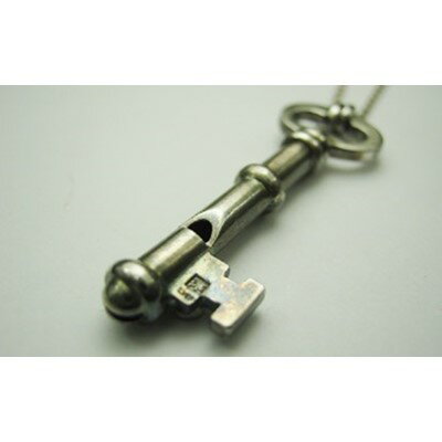 銀の笛　鍵だけど笛　キーペンダント　ホイッスル　チェーン付き　シルバー【1203423】