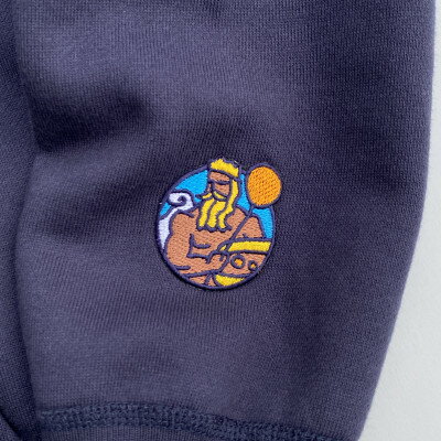 【ふるさと納税】”YUMMY”スウェットパーカー　男女兼用 Mサイズ/ネイビー【1451167】 サムネイル3