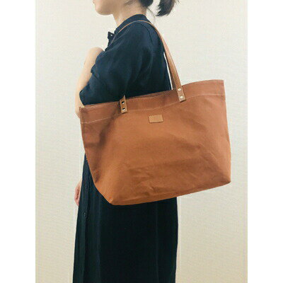 日本製トート 中サイズ （パラフィン帆布） ブラウン 手作り バッグ 鞄 カバン レザー 革 革製品 綿 綿帆布 天然皮革 本皮 シンプル ギフト プレゼント 贈答 送料無料 ふるさと納税 ぬいざえもん 千葉県 旭市