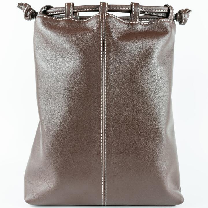 【ふるさと納税】【 本革 / おしゃれ / レディース 】 ナラシド ♪ レザー 巾着 バッグ （色：チョコ） 革 ゆるキャラ 製品 グッズ 習志野市 Bon Craft （ ボンクラフト ） サムネイル2