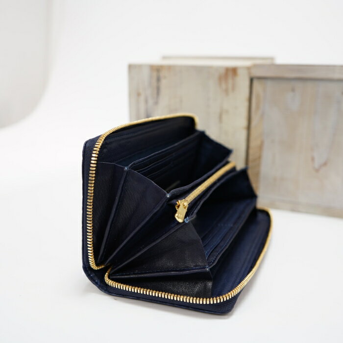 【ふるさと納税】BAGGY PORT（バギーポート）藍染ダイヤモンドパイソン（蛇革）ラウンドロングウォレット HRD-2000 サムネイル3