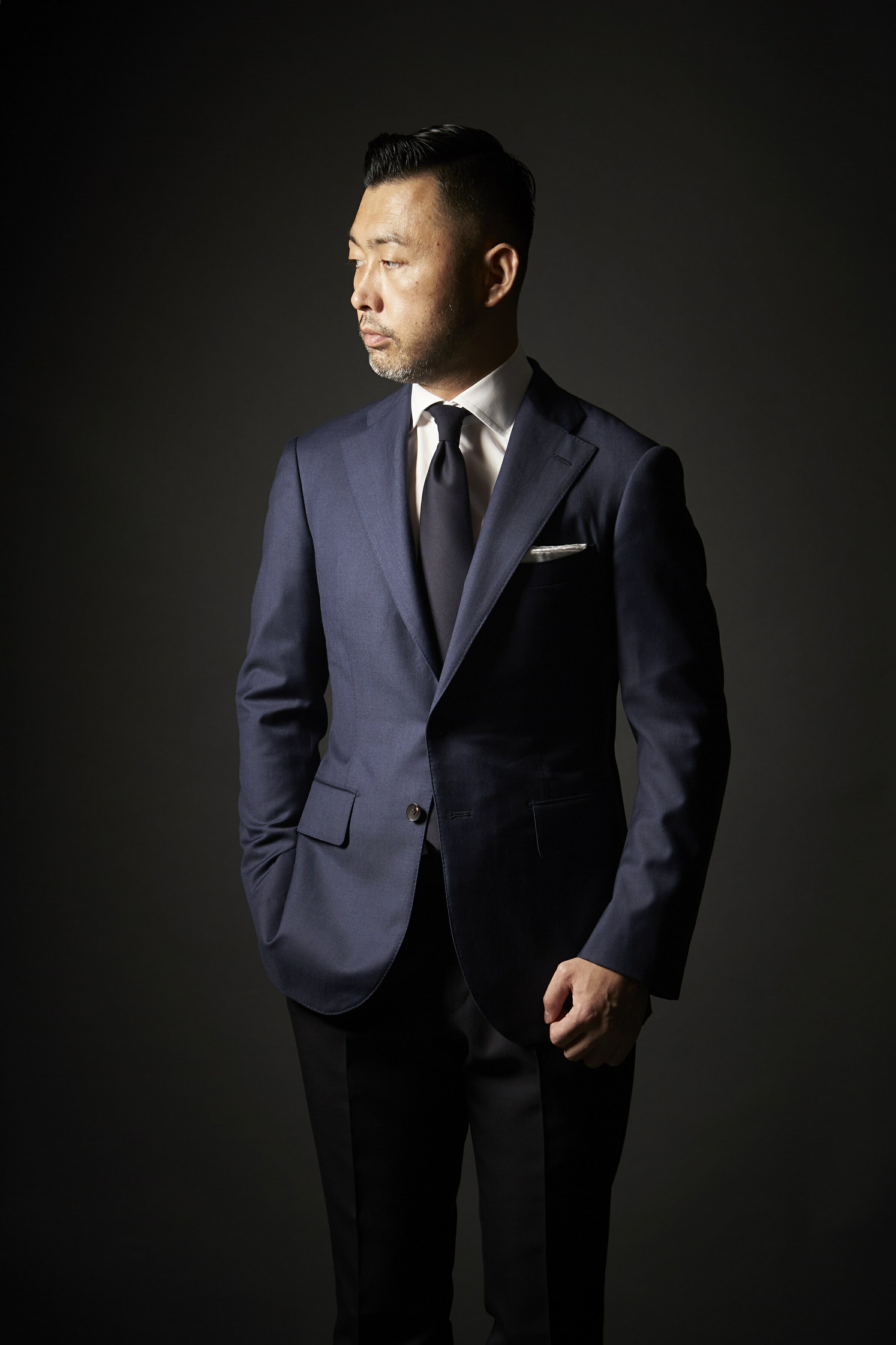 【ふるさと納税】ザ・クロークルーム オーダースーツ、オーダージャケットお仕立券15,000円分【寄付額5万円コース】　【ファッション・服・男性・メンズ】 サムネイル3