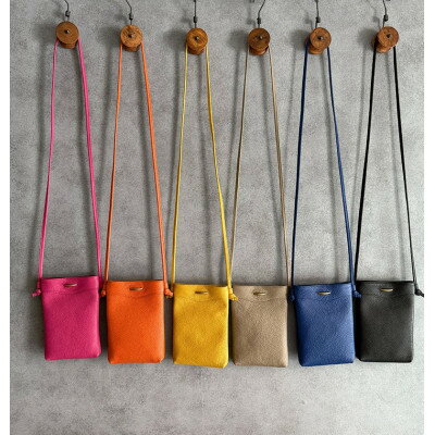 【ふるさと納税】Coquette イタリアンレザー・日本製/ミニショルダーバッグ(トープ)【1635932】 サムネイル2