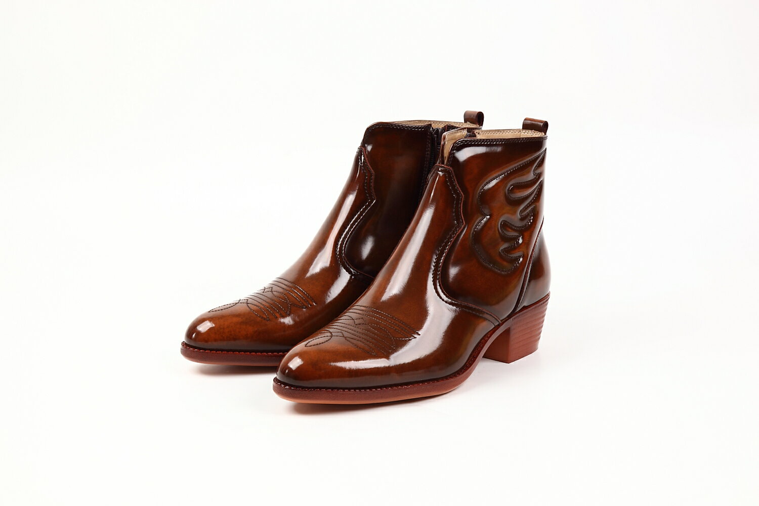 【ふるさと納税】【Made in JAPAN】本革ウエスタンブーツ日本製 選べる 4色 ブーツ ショートブーツ ショート 革靴 天然皮革 本革 レザー カジュアル ユニセックス メンズ レディース サムネイル3