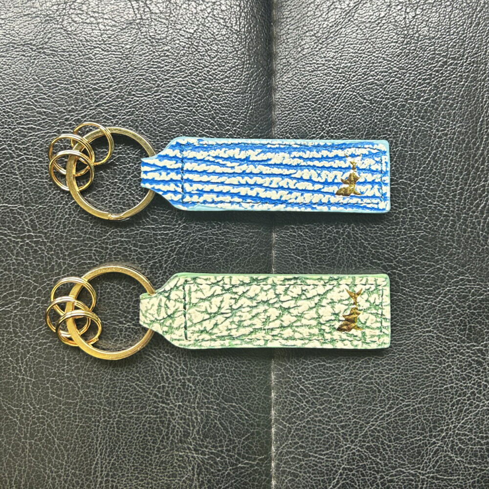 シャーク(サメ革) キーホルダー 鍵 キーケース サメ 鮫 レザー エキゾチックレザー シャークスキン シボ 天然皮革