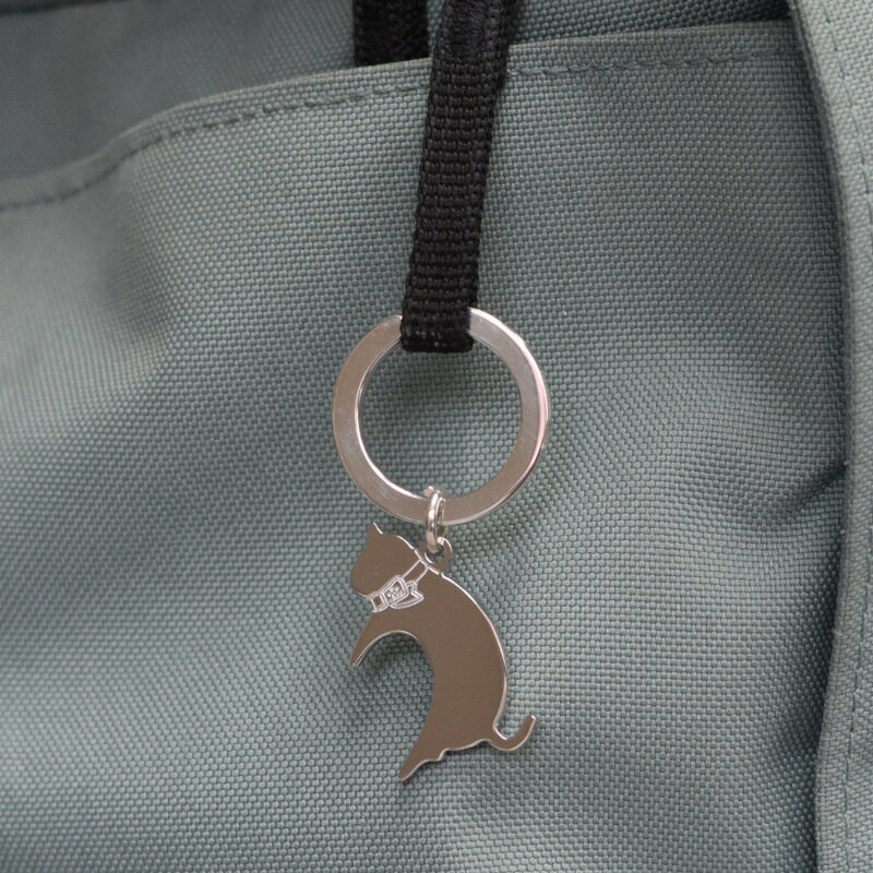 【ふるさと納税】【内藤銀器製作所】銀製 ペアキーリング (ねこ) 刻印 イニシャル プレゼント 贈り物 贈答 結婚 誕生日 ペア 日本製 サムネイル2