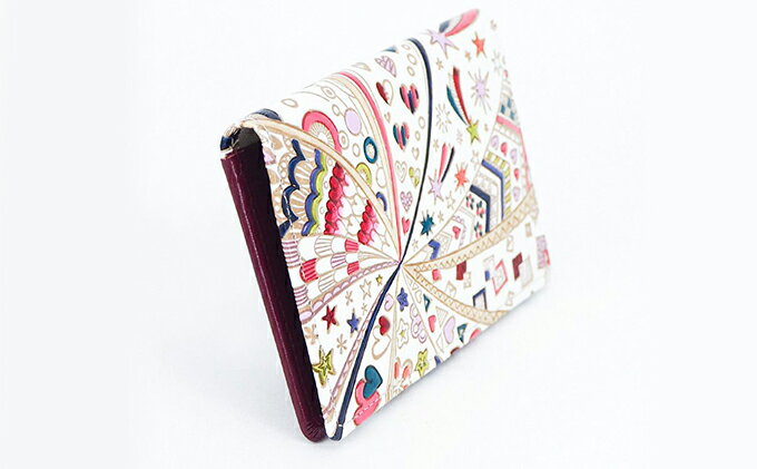 【ふるさと納税】パスケース グロッシーハート 文庫屋大関 名刺入れ カードホルダー 名刺ケース 名刺ホルダー カード入れ 定期入れ 定期ケース 雑貨 生活雑貨 小物 革小物 革製品 本革 日用品 民芸品 工芸品 東京 東京都 墨田区　お届け：発送可能時期より順次配送 サムネイル3