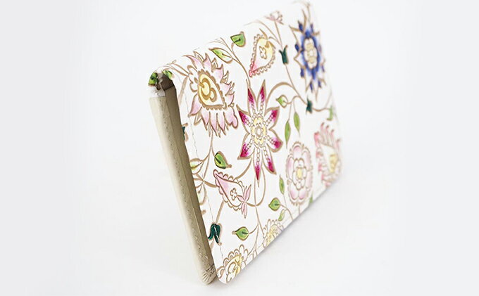 【ふるさと納税】パスケース 花更紗 文庫屋大関 名刺入れ カードホルダー 名刺ケース 名刺ホルダー カード入れ 定期入れ 定期ケース 雑貨 生活雑貨 小物 革小物 革製品 本革 日用品 民芸品 工芸品 東京 東京都 墨田区　お届け：発送可能時期より順次配送 サムネイル3