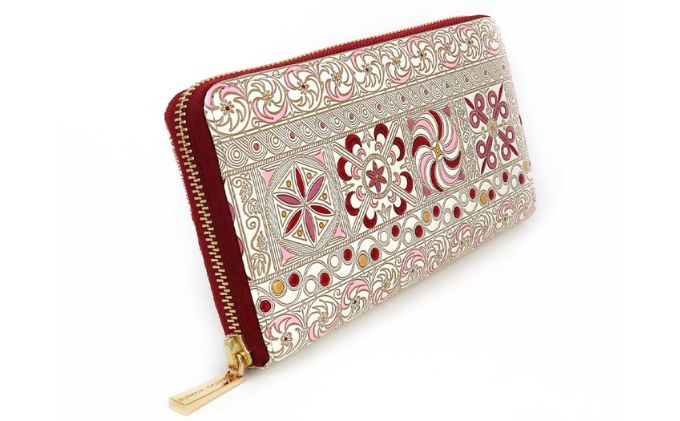 【ふるさと納税】【文庫屋大関】 大容量　ぐるっとファスナーの長財布　錦紗＜ピンク＞【皮革工芸品】 ファッション小物 民芸品 　お届け：発送可能時期より順次配送 サムネイル3