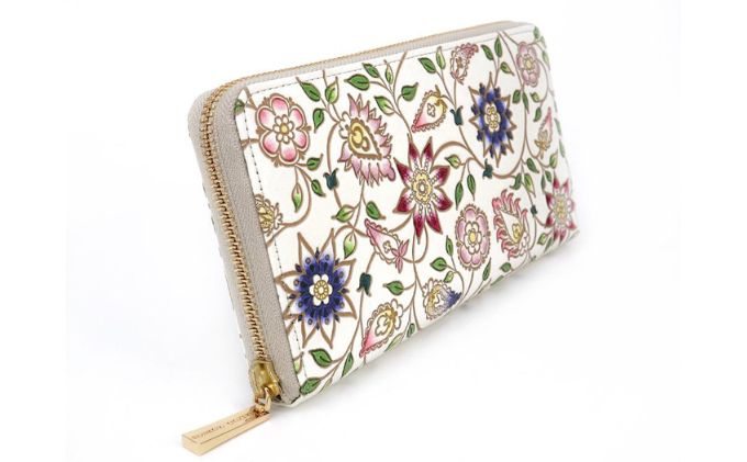 【ふるさと納税】【文庫屋大関】 大容量　ぐるっとファスナーの長財布　花更紗【皮革工芸品】 ファッション小物 民芸品 　お届け：発送可能時期より順次配送 サムネイル3