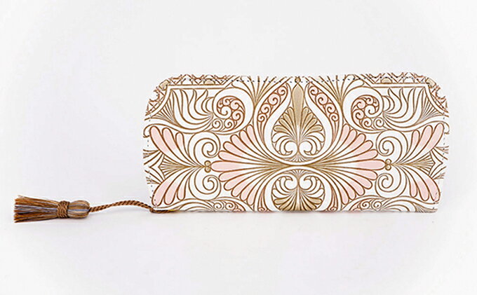 【ふるさと納税】【文庫屋大関】メガネケース　ロカイユ＜ベビーピンク＞【皮革工芸品】 ファッション小物 民芸品 　お届け：発送可能時期より順次配送 サムネイル2