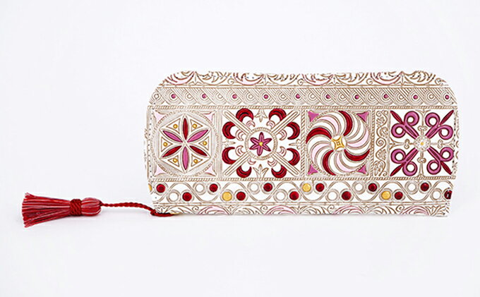 【ふるさと納税】【文庫屋大関】メガネケース　錦紗＜ピンク＞【皮革工芸品】 ファッション小物 民芸品 　お届け：発送可能時期より順次配送 サムネイル2