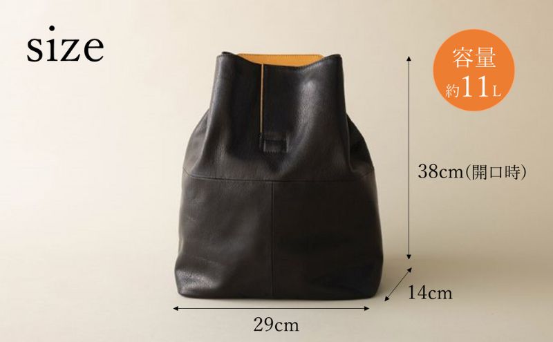 【ふるさと納税】【数量限定 受注生産】革のカシミヤ KOHAZE　国産野生鹿革を使用したレザー デイパック ファッション カバン 伝統的 和装 軽さ しなやかさ 水に強い 軽く 機能性 収納 通気性 耐摩耗性 耐久性 　お届け：2024年1月中旬頃から順次出荷となります。 サムネイル3