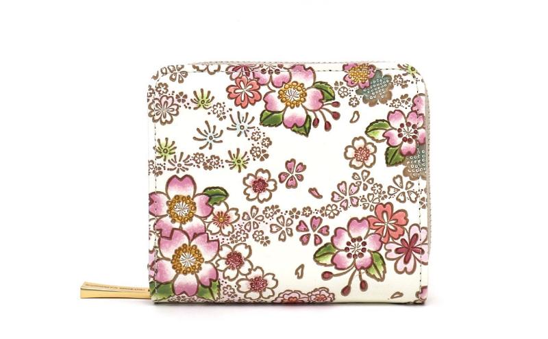【ふるさと納税】【文庫屋大関】二つ折りファスナーミニ財布 かすみ桜【皮革工芸品】財布 二つ折り 小物 お札 カード 小銭 コンパクト 牛革 手作り 日本製 墨田区 東京都　お届け：発送可能時期より順次配送 サムネイル2