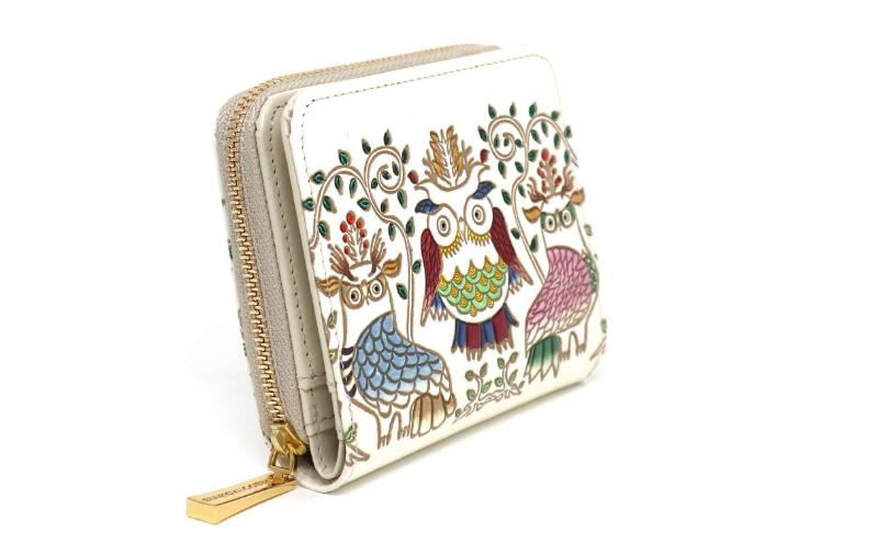 【ふるさと納税】【文庫屋大関】二つ折りファスナーミニ財布 ふくろう【皮革工芸品】財布 二つ折り 小物 お札 カード 小銭 コンパクト 牛革 手作り 日本製 墨田区 東京都　お届け：発送可能時期より順次配送 サムネイル3