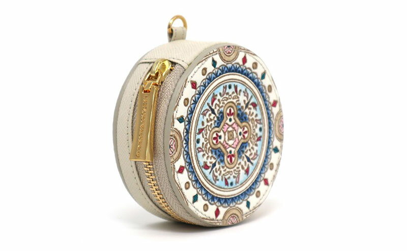 【ふるさと納税】【文庫屋大関】マカロンポーチ エクラ【皮革工芸品】 ポーチ ミニポーチ 小物入れ アクセサリー入れ イヤホン入れ 収納 保管ケース 手のひらサイズ 本革 革 皮革 工芸品 工芸 雑貨 ギフト プレゼント 日本製 東京 サムネイル3