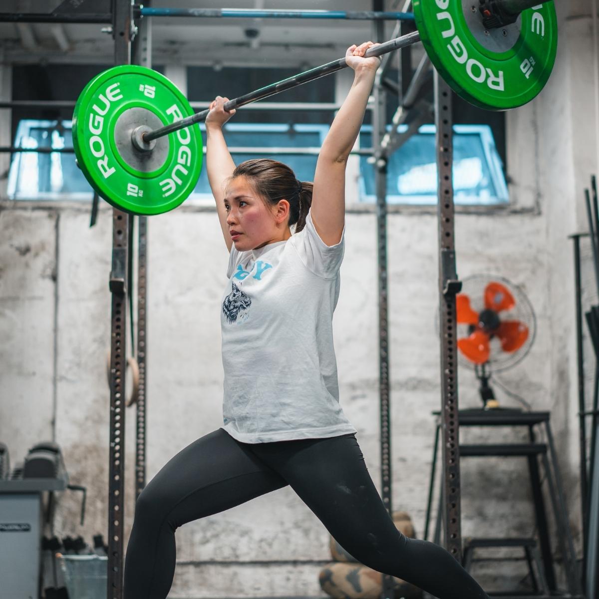 【ふるさと納税】ウエイトリフティングパーソナルトレーニング＆プロテインスムージー付[HALEO DAIKANYAMA / CrossFit DAIKANYAMA] サムネイル2