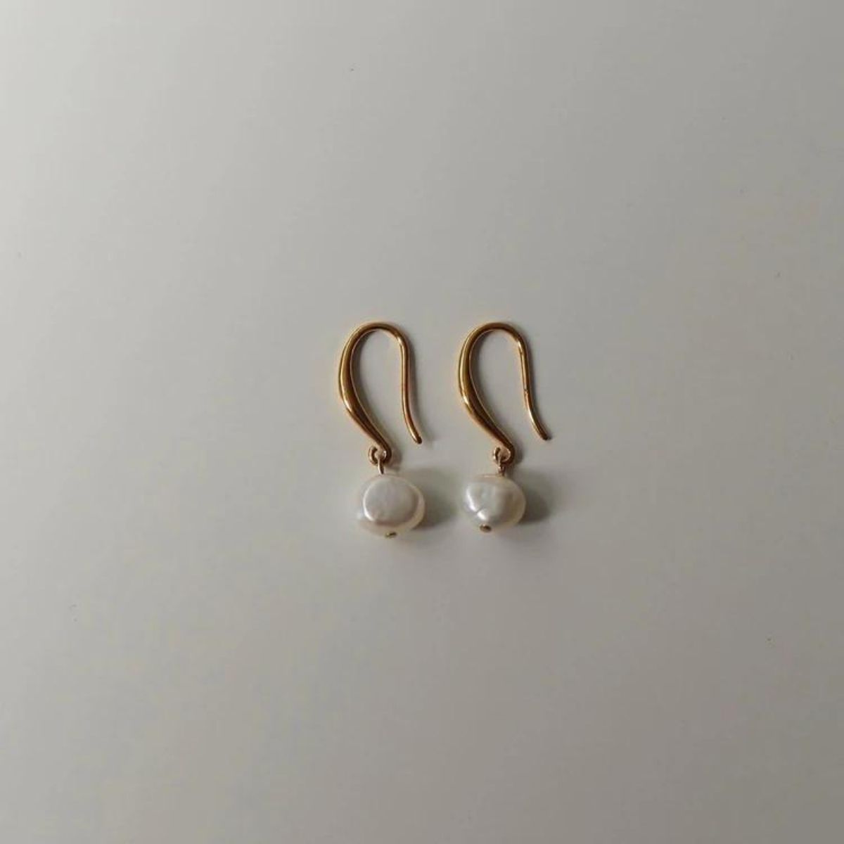 【ふるさと納税】[Cherieオリジナルピアス]pearl hook pierce サムネイル2