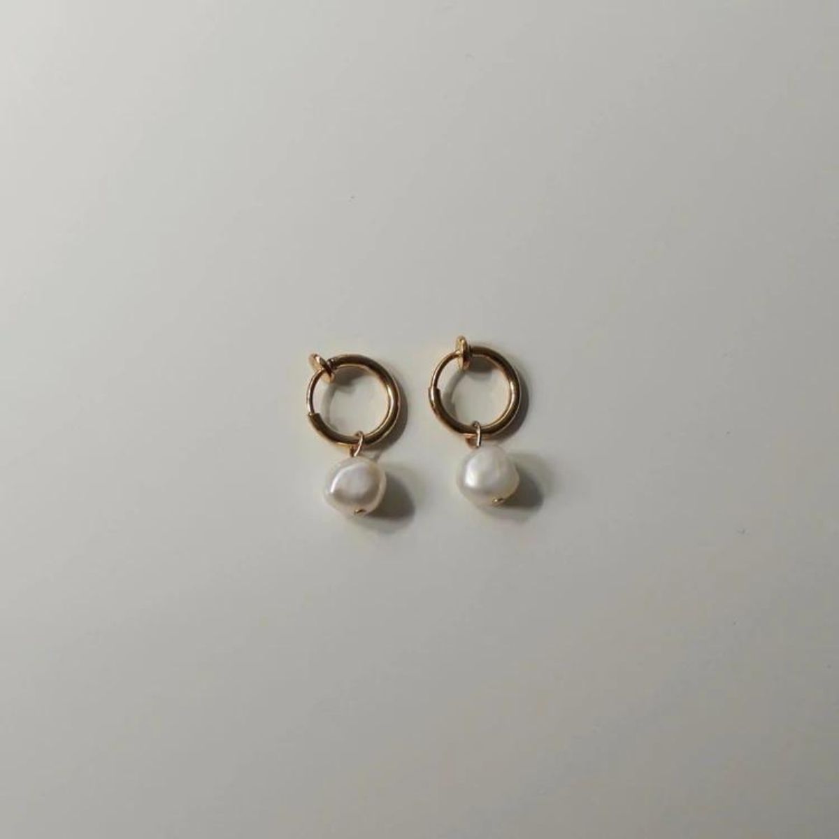 【ふるさと納税】[Cherieオリジナルイヤリング]pearl hoop earring サムネイル2