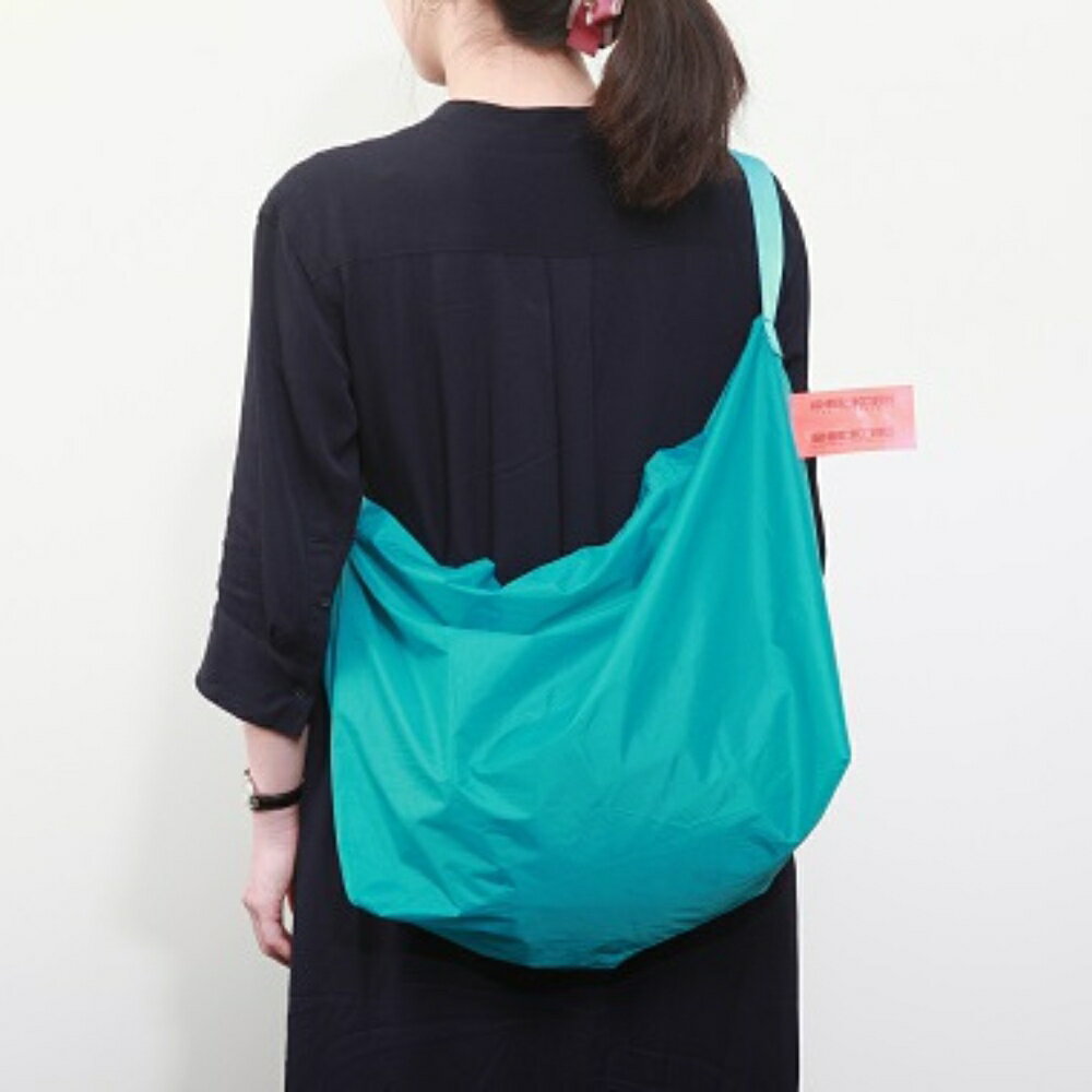 【ふるさと納税】ショルダーエコバッグ 渋谷区公認スーベニア SHIBUKURO サムネイル3