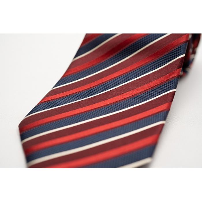 【ふるさと納税】【受注生産】匠の技術で織り上げるシルク100％のテクスチャーストライプネクタイ（レッド×ネイビー） | ネクタイ シルク ストライプ 高級 ビジネス フォーマル プレゼント 送料無料 東京 八王子 サムネイル3