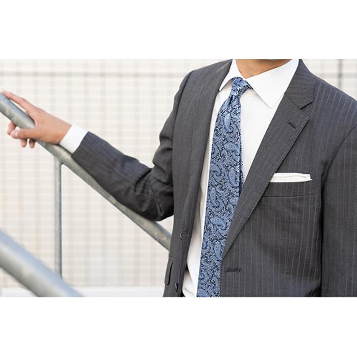 【受注生産】匠の技術で織り上げるシルク100％のペイズリー更紗ネクタイ（サックスブルー） | ネクタイ シルク ブルー 高級 ビジネス フォーマル プレゼント 送料無料 東京 八王子