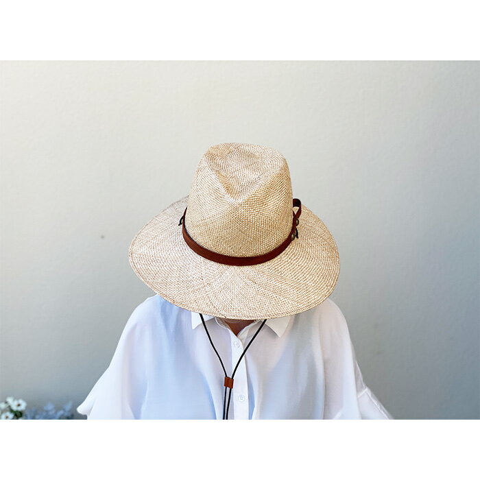 【ふるさと納税】「風に飛ばされにくい」シゾール中折れハット | 関口善大靴工房 帽子 夏用 本牛革 ぼうし 夏用 サマー 高級 天然草 あご紐 調布 東京都 送料無料 サムネイル3